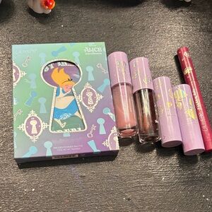ColourPop Alice in Wonderland Eyeshadow & makeup set